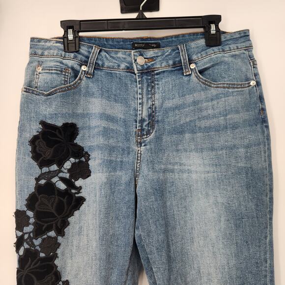 Boston Proper Blue Denim Black Lace Applique High Rise Skinny Jeans Women's 14 - Picture 6 of 9